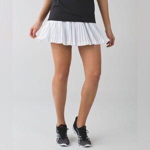 Lululemon Pleat To Street Skirt II Tennis Skort White and Heathered Slate size 8